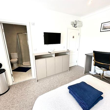 Sunny Modern, Private Apartment,15 Mins To Central London Хендон Экстерьер фото